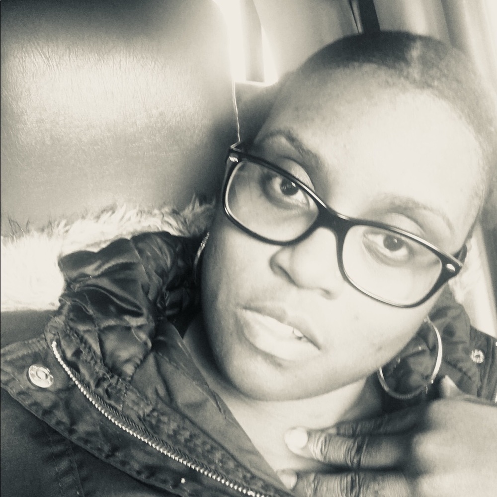 Meet your Posher, Charlena